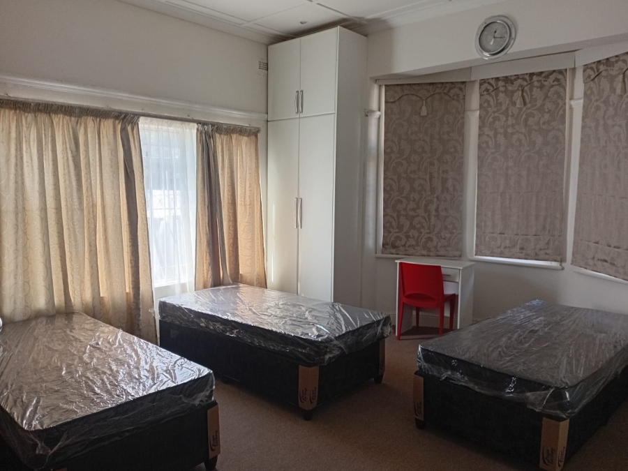 To Let 4 Bedroom Property for Rent in Selborne Eastern Cape